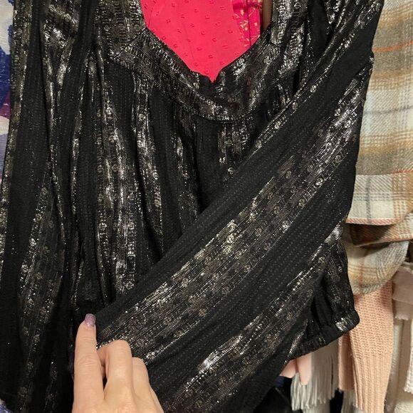 2/$15 Express Metallic Dress blouse! - Picture 2 of 4